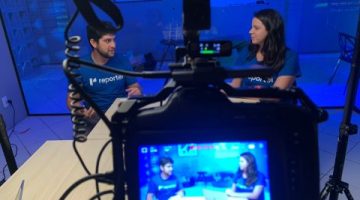 Ética e IA no audiovisual corporativo: até onde as empresas podem ir na geração de roteiros e vozes?